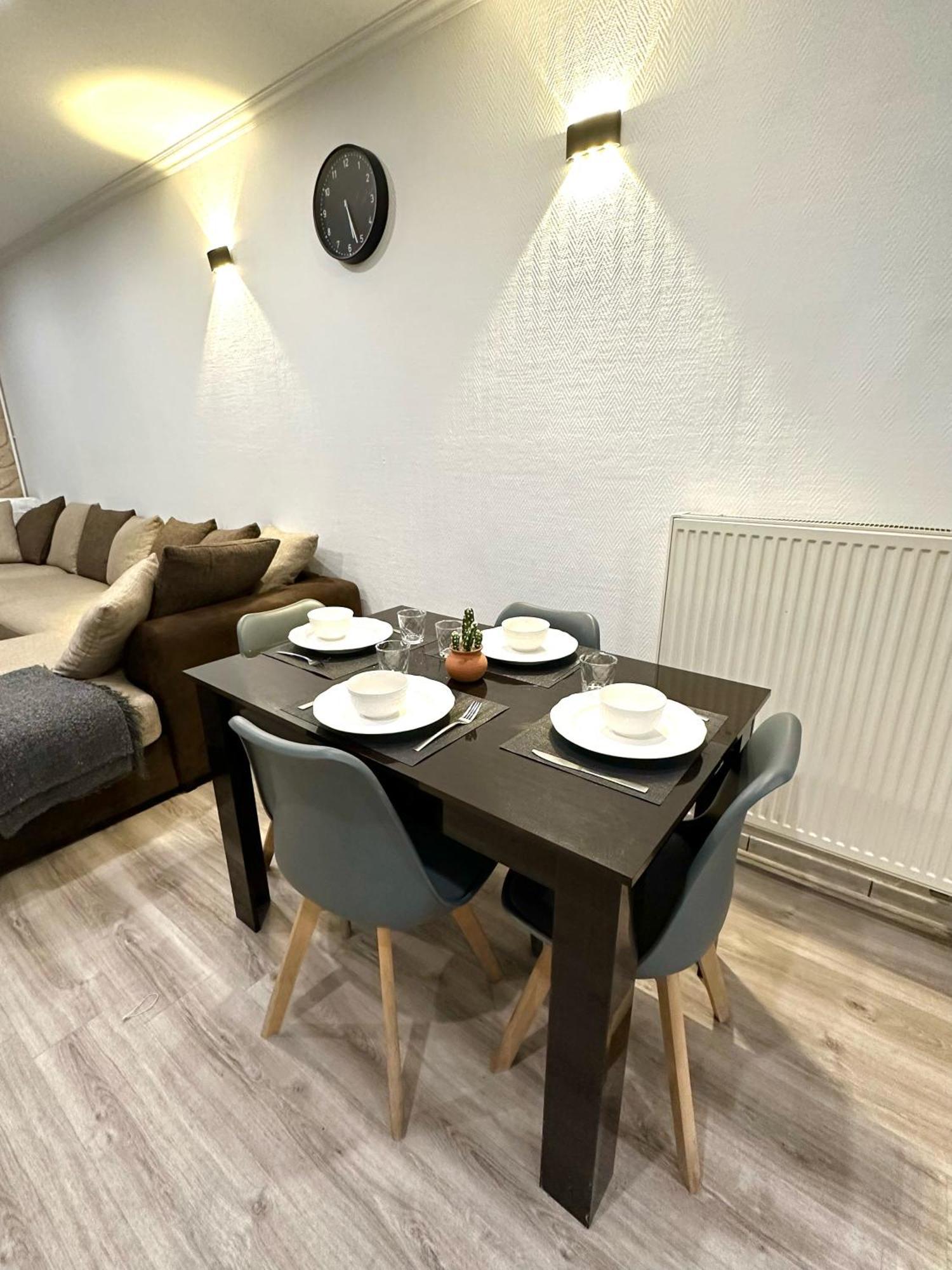 Une Belle Maison Avec 2 Chambre Croix 外观 照片